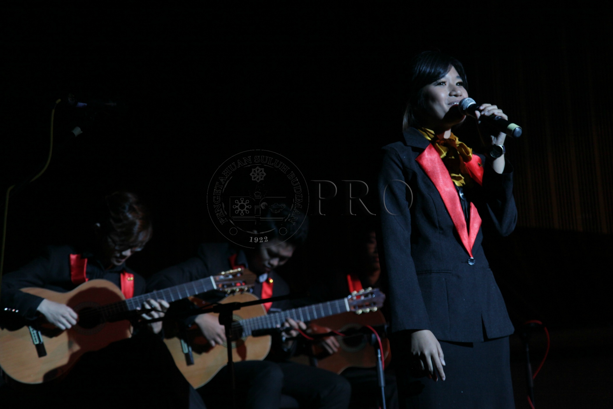 PRO 14 29 RARE IMG 0581